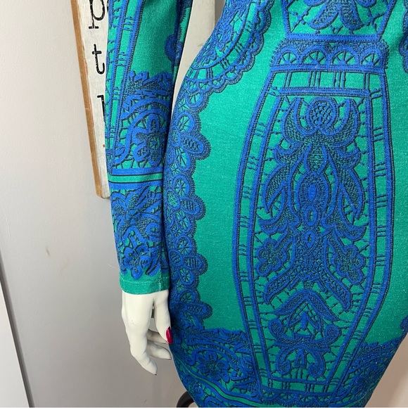 Hale Bob designer cold shoulder blue green detail dress - Picture 5 of 12